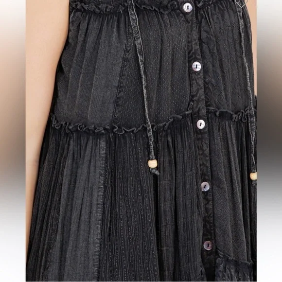 Sleeveless Hooded Tiered Midi Dress - Black - Picture 4 of 4